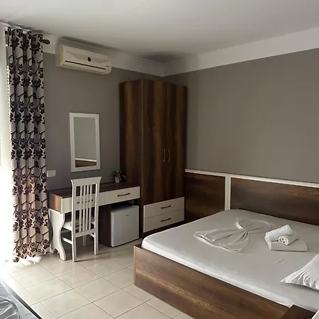 Hotel Niagara 3*