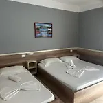 Niagara Hotel 3*