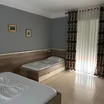 Niagara Hotel