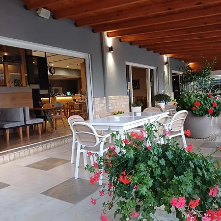 Niagara ホテル 3*