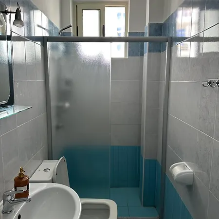 Niagara Hotel 3*