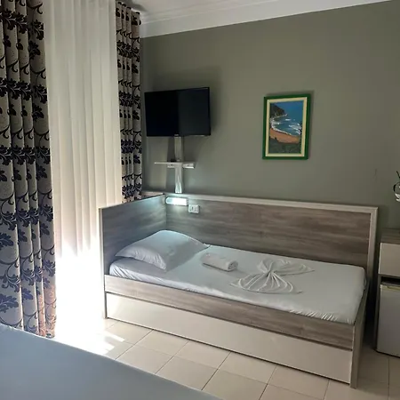 Niagara 3* Durrës