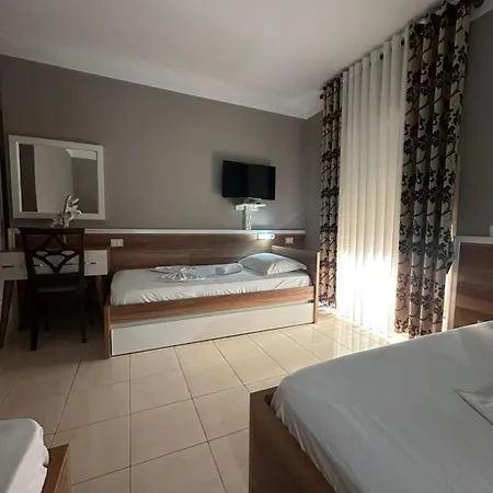 Niagara Hotel 3*