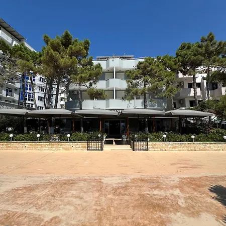 Niagara 3* ドゥラス