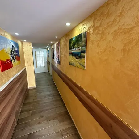 ホテル Niagara 3*